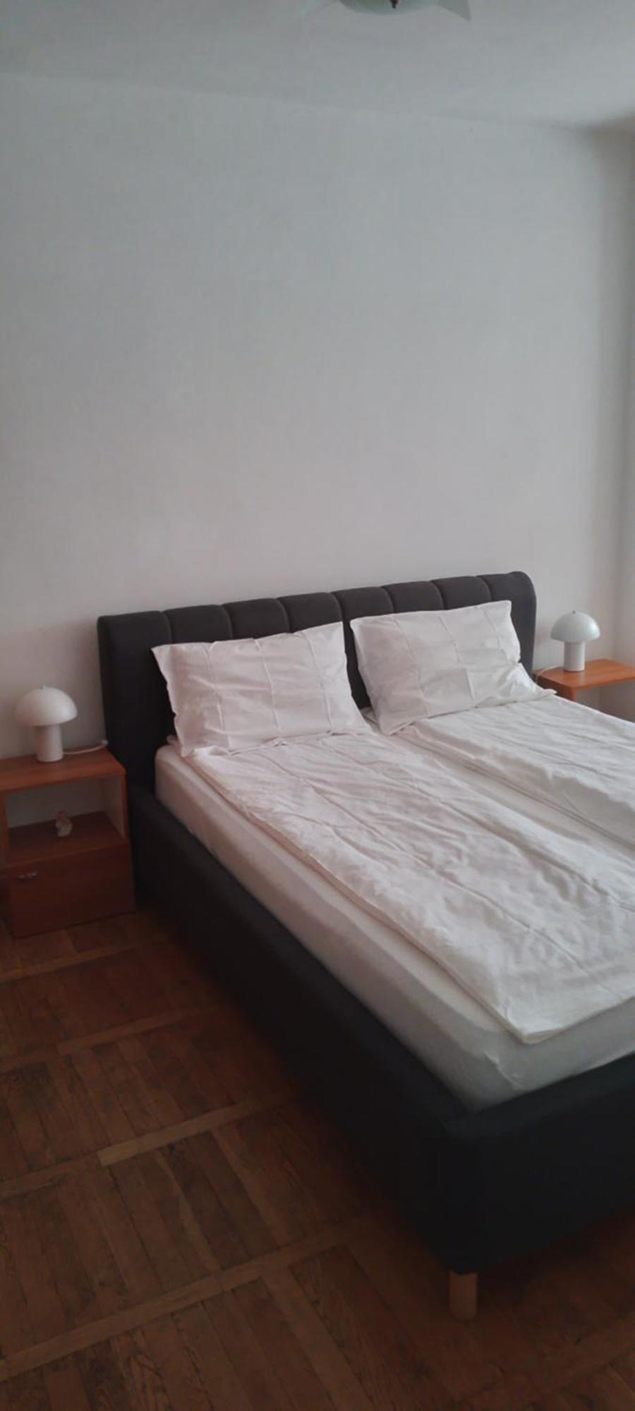 The Home Hunedoara Bagian luar foto